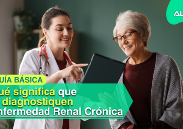 Paciente hablando con un profesional sanitario tras recibir diagnóstico de enfermedad renal crónica
