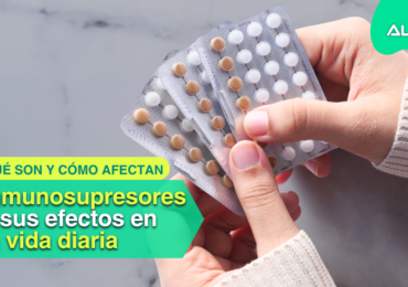 Persona mayor con enfermedad renal organizando su medicación inmunosupresora tras el trasplante renal